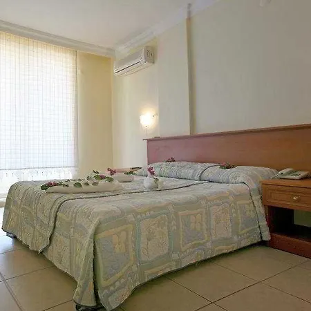 Sun Maris Hotel 2*