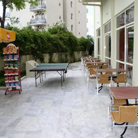 Otel Sun Maris 2*